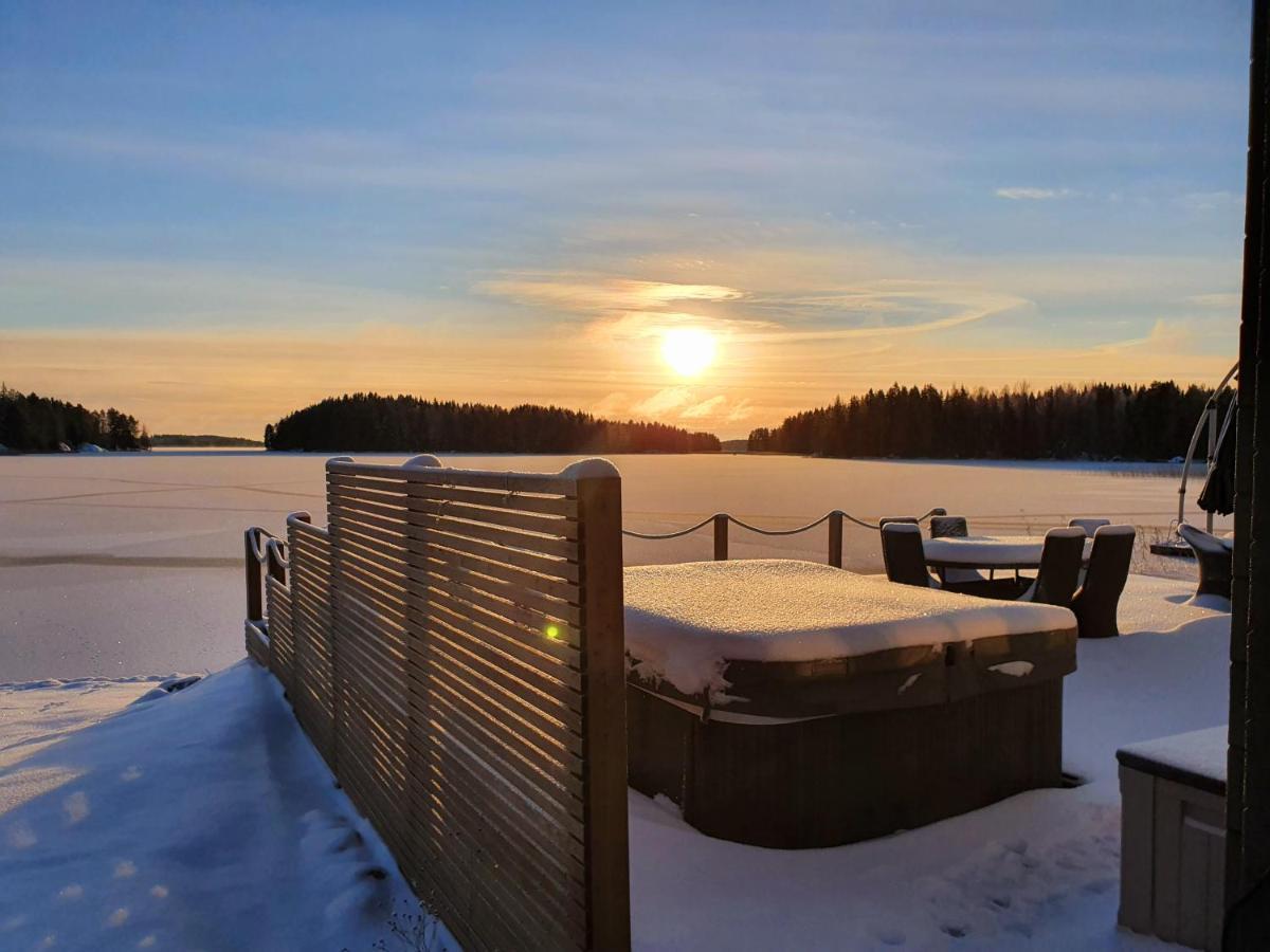 Stunning Log Cabin 45M2 On The Shore Of Kallavesi. Kuopio Eksteriør bilde