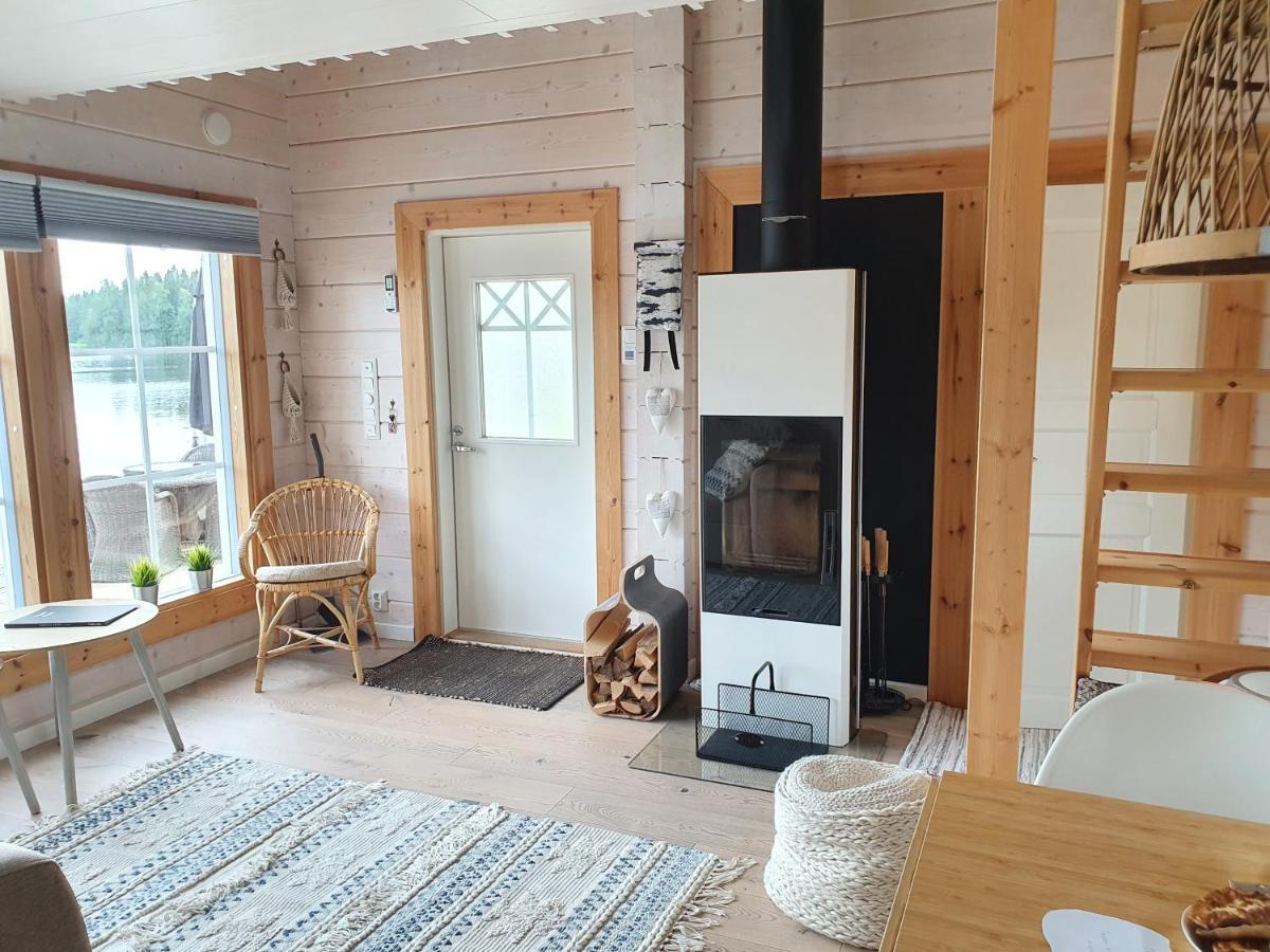 Stunning Log Cabin 45M2 On The Shore Of Kallavesi. Kuopio Eksteriør bilde