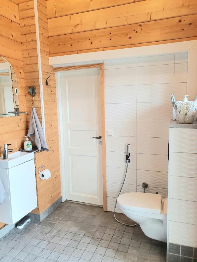 Stunning Log Cabin 45M2 On The Shore Of Kallavesi. Kuopio Eksteriør bilde