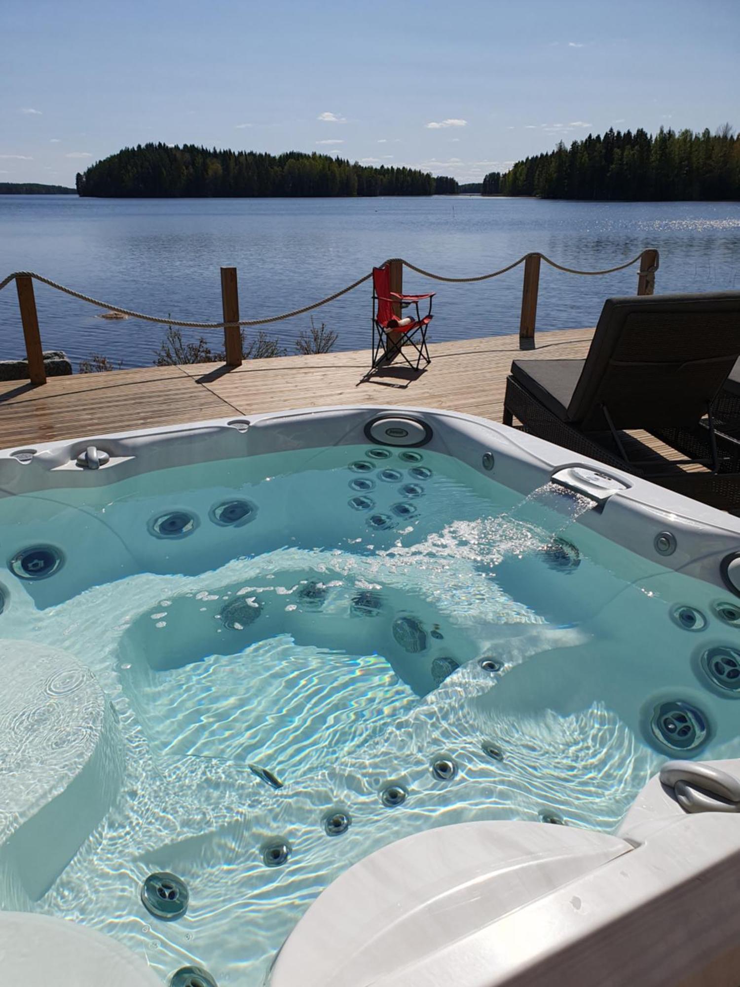 Stunning Log Cabin 45M2 On The Shore Of Kallavesi. Kuopio Eksteriør bilde