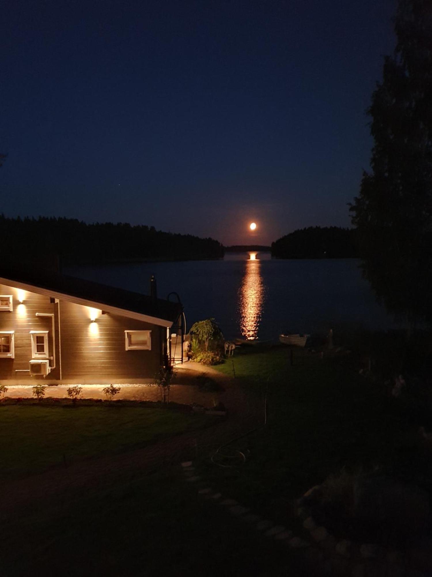 Stunning Log Cabin 45M2 On The Shore Of Kallavesi. Kuopio Eksteriør bilde